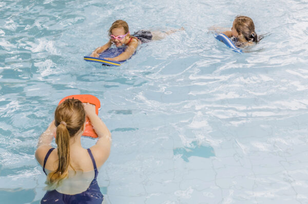 Anfängerkurs für Kinder ab sieben Jahren und älter Hallenbad Sonnenberg
