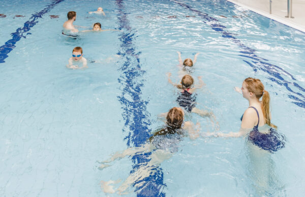 Anfängerkurs für Kinder von fünf bis sechs Jahren Hallenbad Sonnenberg